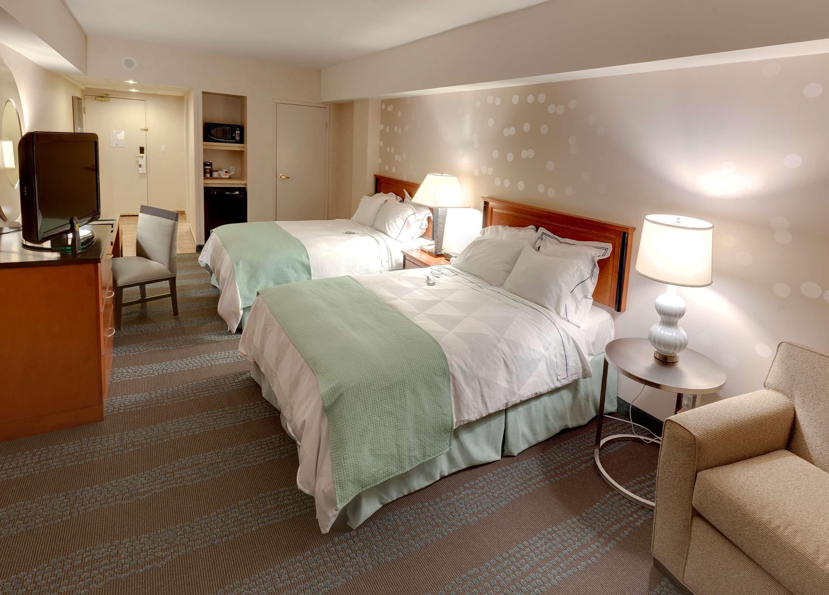 Niagara Fallsview Hotel & Suites Стая снимка